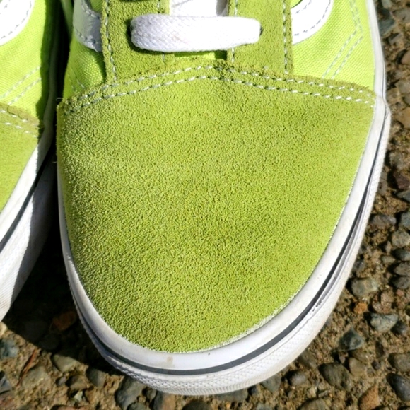 Vans Off The Wall Lime Green sneaker. Leather Women's 9.5  Men's 8 shoe - Picture 11 of 14